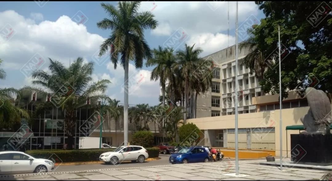 Por no regalar 10 pesos le enterraron un cúter en el brazo