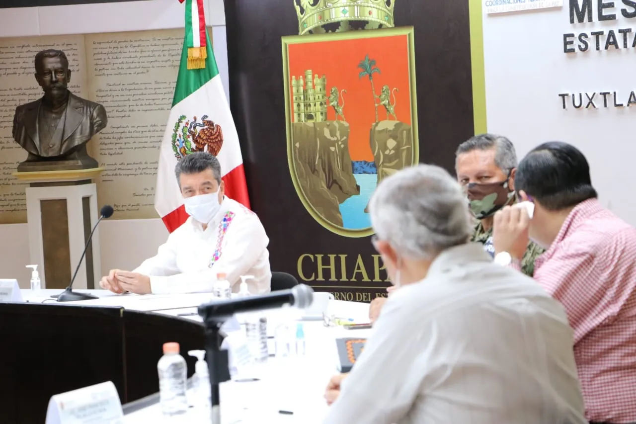 Piden no asistir a lugares concurridos y usar cubrebocas para evitar propagación de COVID-19