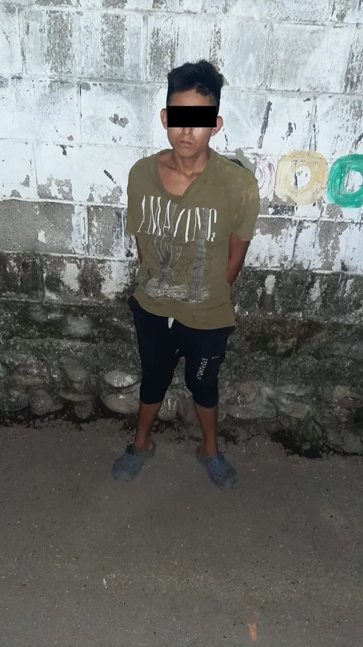 PORTABA MARIGUANA Y “CRACK”, FUE DETENIDO POR LA POLICÍA MUNICIPAL