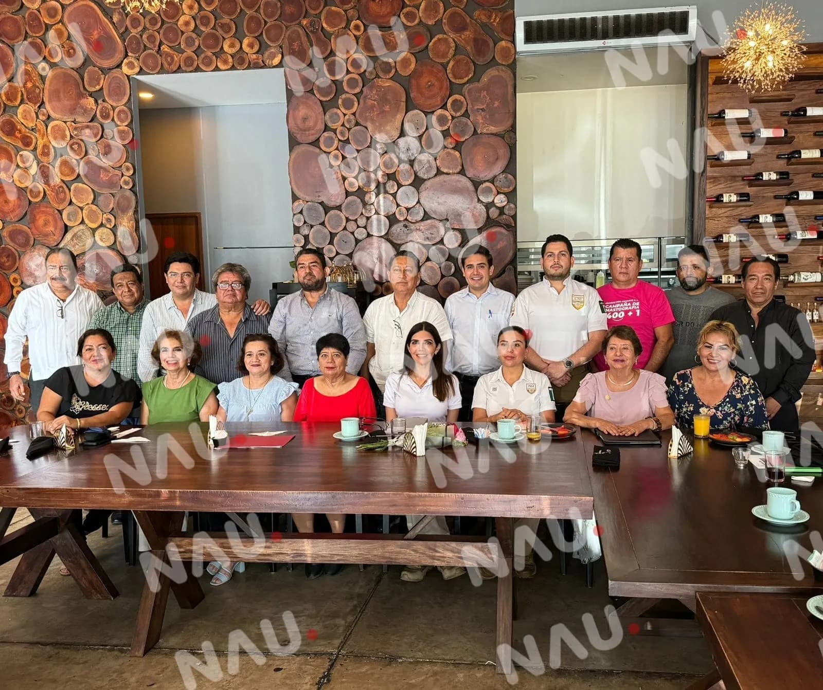 Reunión entre la Representante de la Oficina del INM en Chiapas y la CANACINTRA abordan temas migratorios clave en Tapachula y la región.