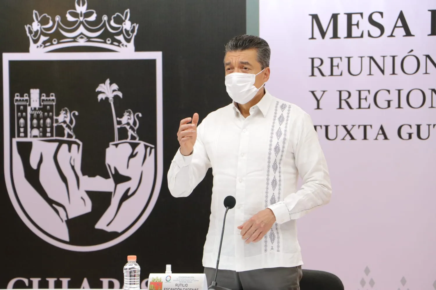 Exhortan a personas de 30 años en adelante a aplicarse la vacuna de refuerzo