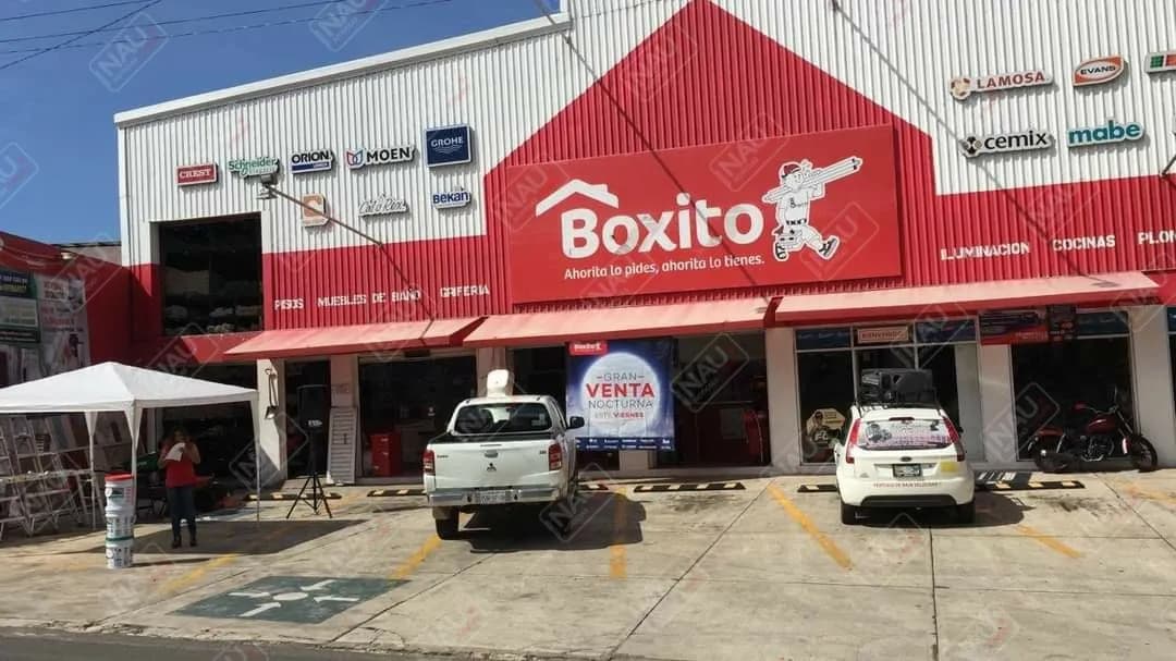 Delincuente entra a robar a tienda comercial Boxito