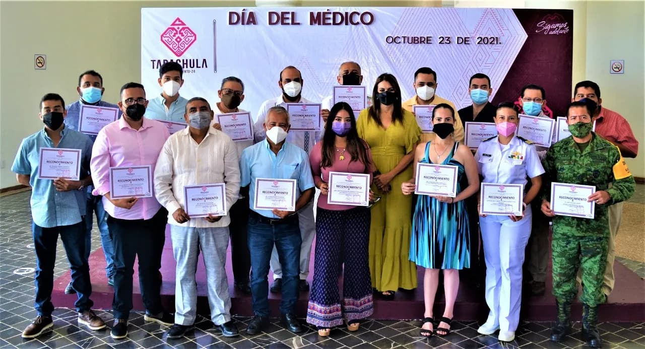 RECONOCE AYUNTAMIENTO DE TAPACHULA LA LABOR DE LOS MÉDICOS