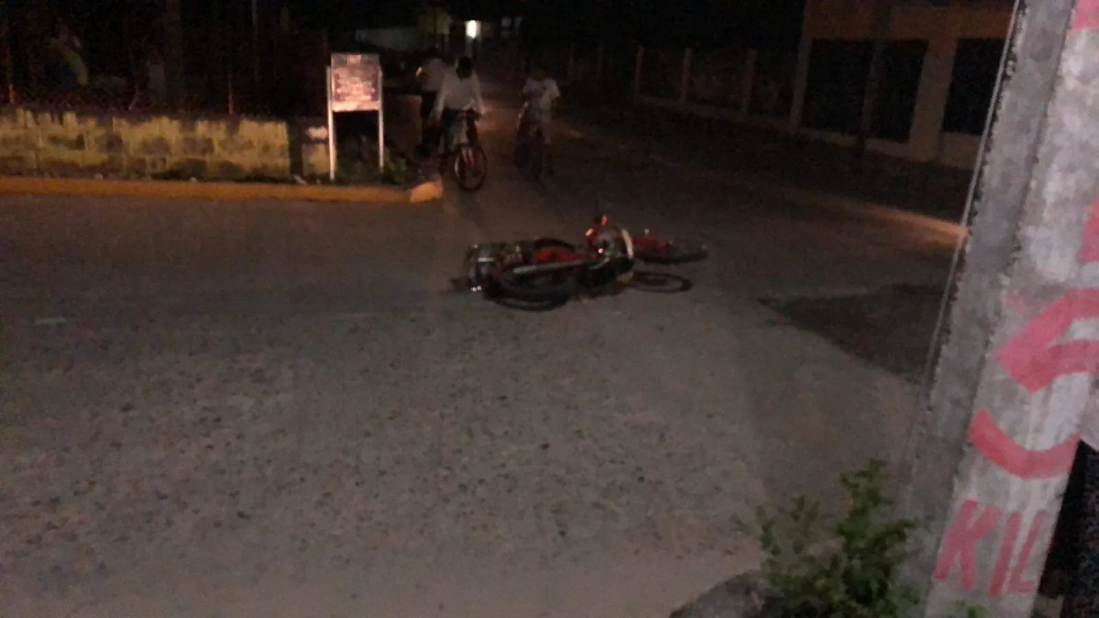 Choque de dos motocicletas deja un lesionado