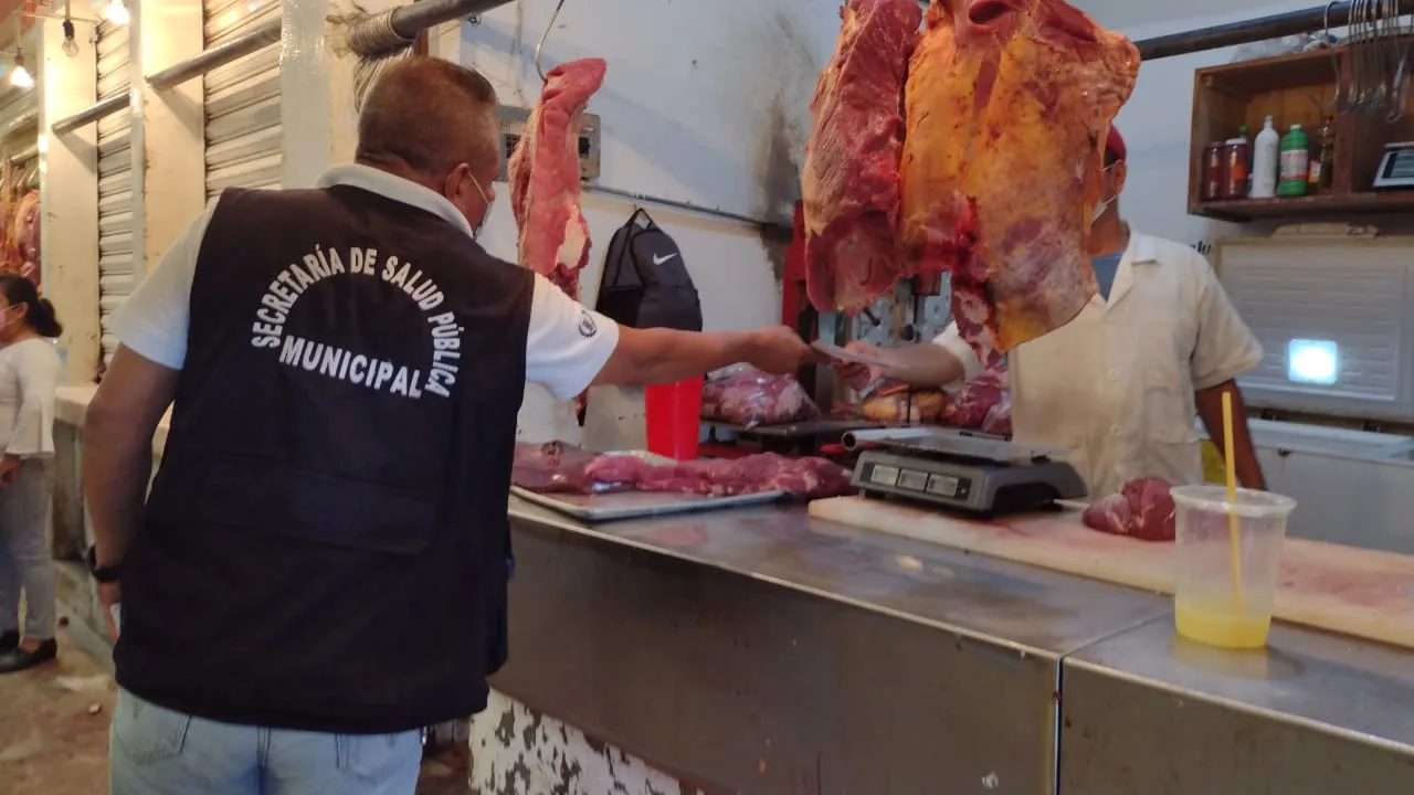 SE FORTALECE VIGILANCIA DE MEDIDAS SANITARIAS POR COVID-19 EN MERCADOS DE TAPACHULA