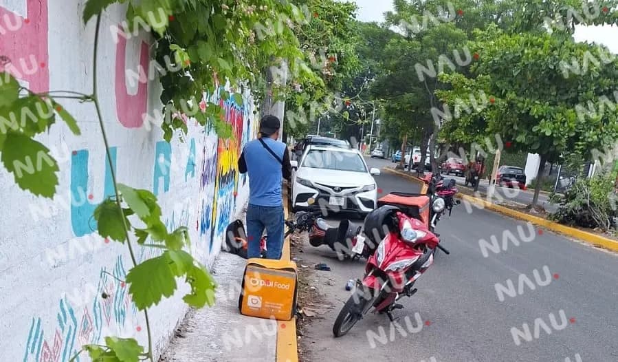 Motociclista lesionado tras ser embestido por vehículo que se dio a la fuga en Tapachula