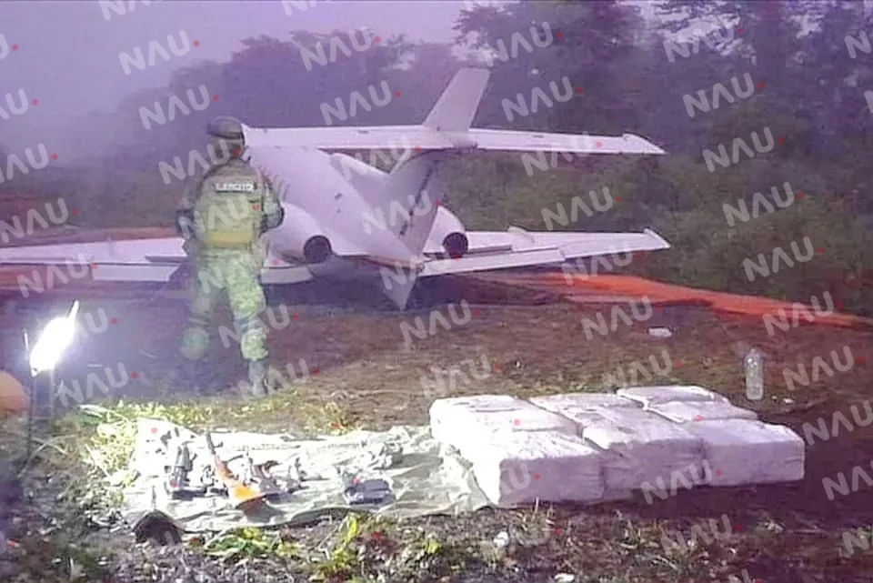 Aseguran avioneta con 270 kilogramos de cocaína en San Quintín Chiapas