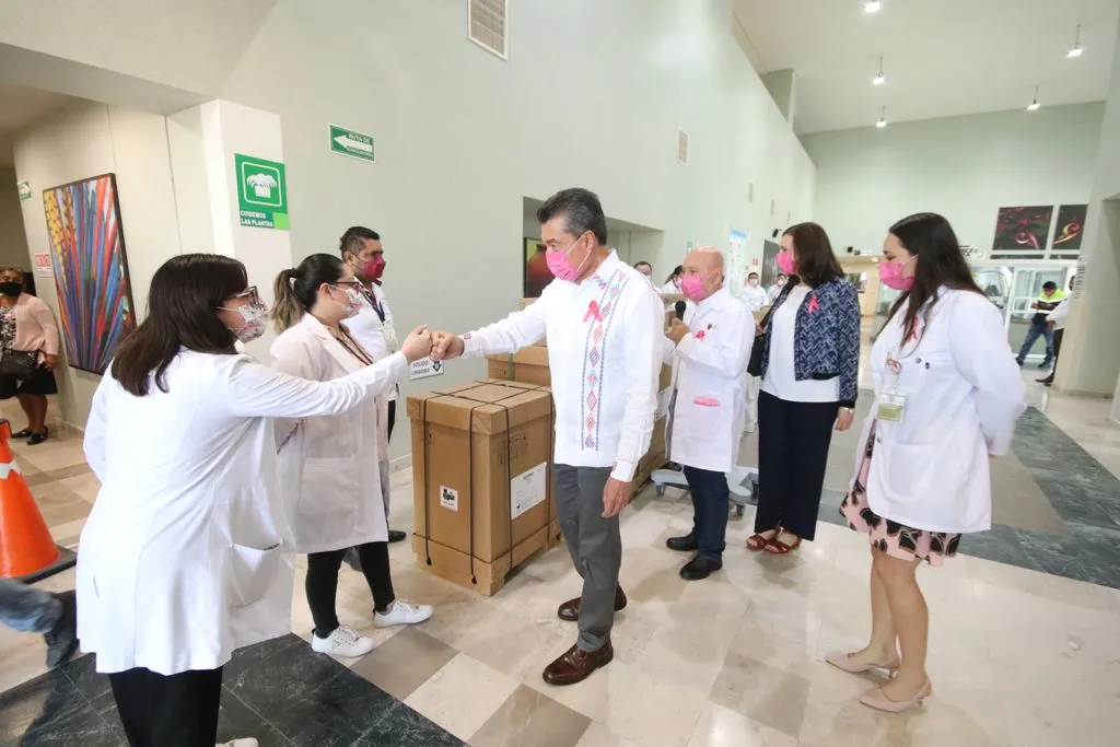Rutilio Escandón arranca la campaña “Mes de Sensibilización sobre el Cáncer de Mama 2021”