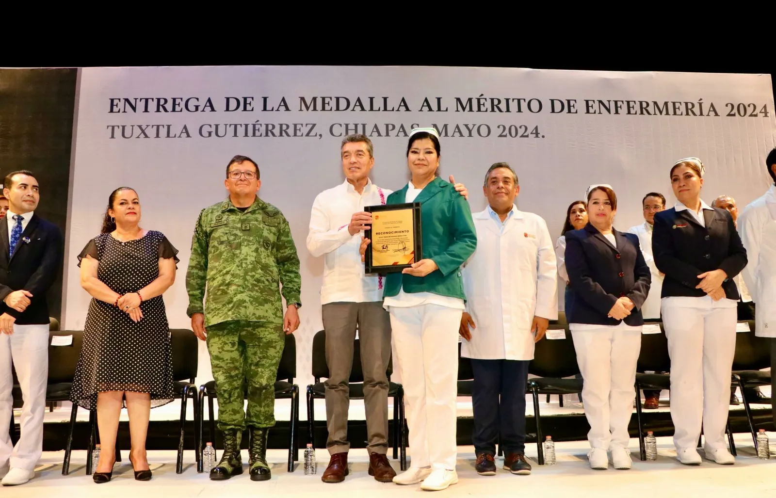 En Chiapas, las enfermeras y enfermeros cuidan de la salud de todas y todos, sin distinción: Rutilio Escandón