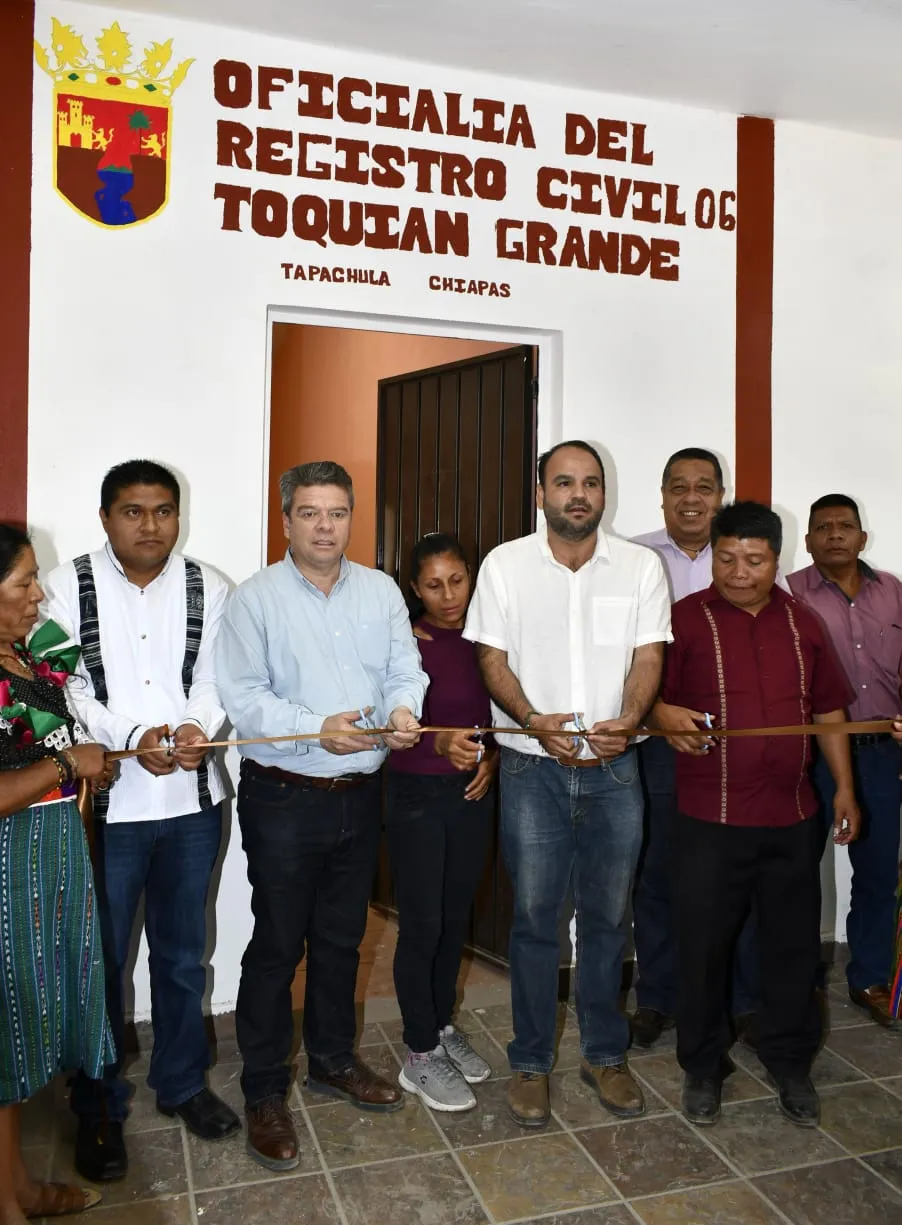 Reinaugura IsmaelBrito Oficialía del Registro Civil, en Toquián Grande