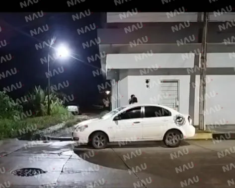 Lo golpearon por robar en un carro y quedó libre