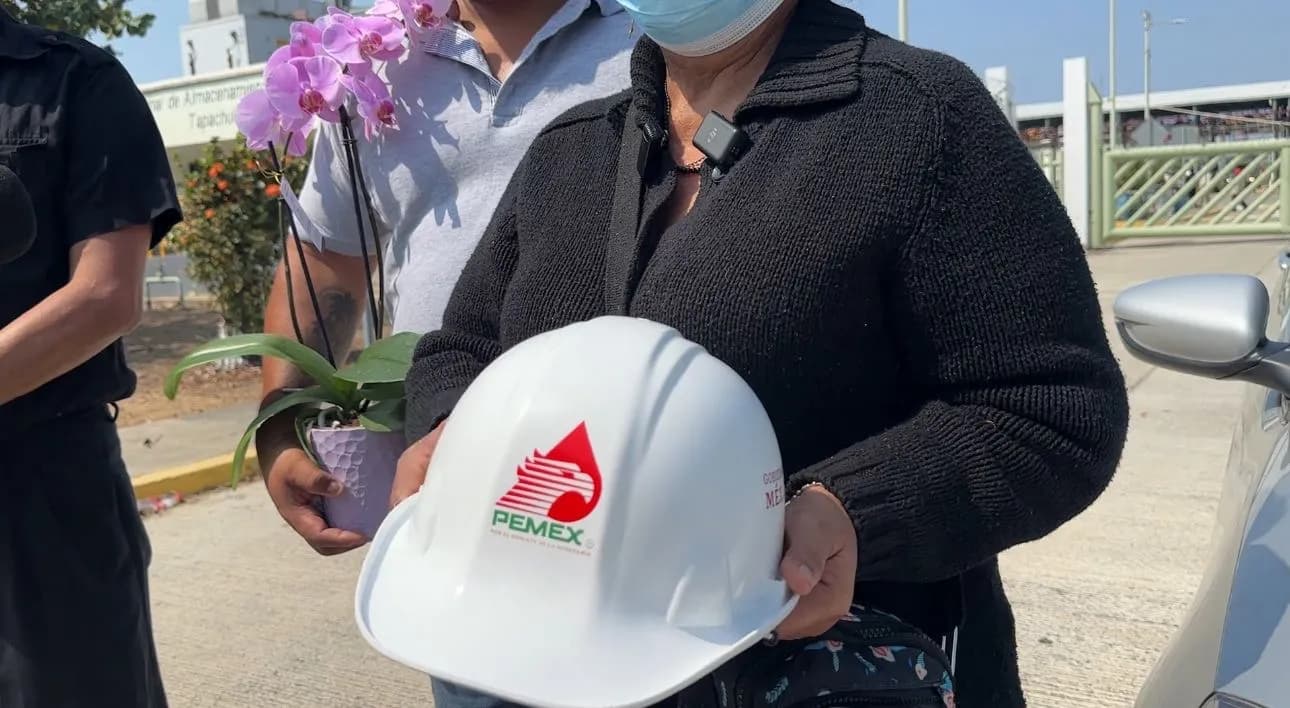 Madre denuncia falta de atención médica tras muerte de trabajador petrolero