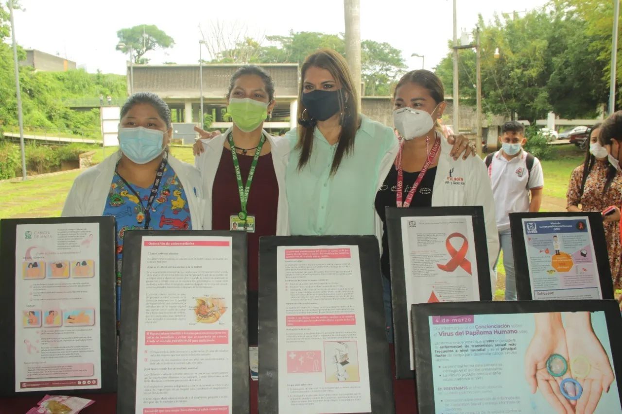 CON FERIAS Y BRIGADAS DE SALUD SE FORTALECE LA ATENCIÓN A LOS TAPACHULTECOS: ROSY URBINA
