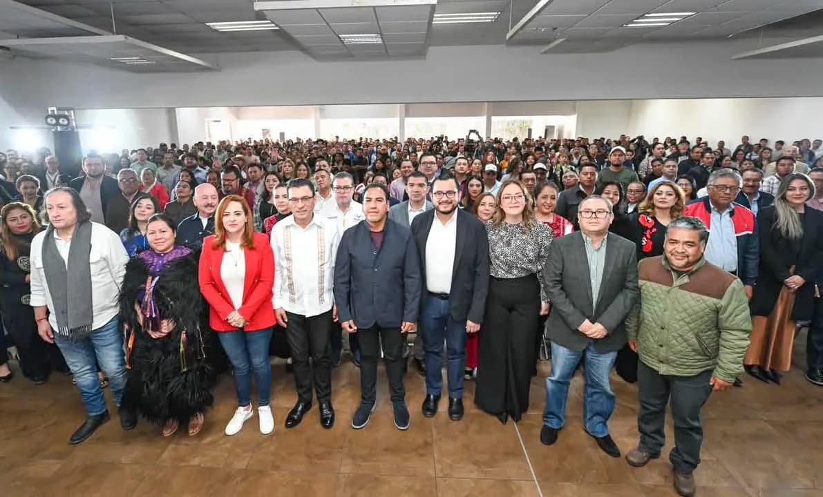 Fabiola Ricci Diestel participa en el Foro del Plan Nacional de Desarrollo junto al Gobernador Eduardo Ramírez Aguilar
