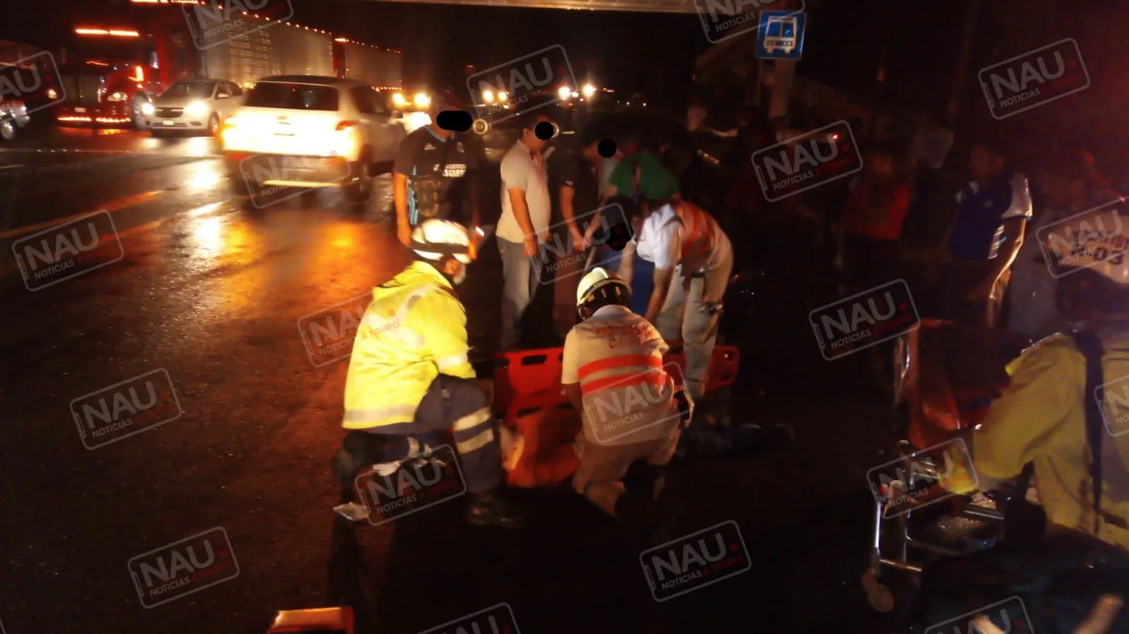 Motociclista lesionado al chocar contra un carro en la carretera Tapachula – Puerto Madero