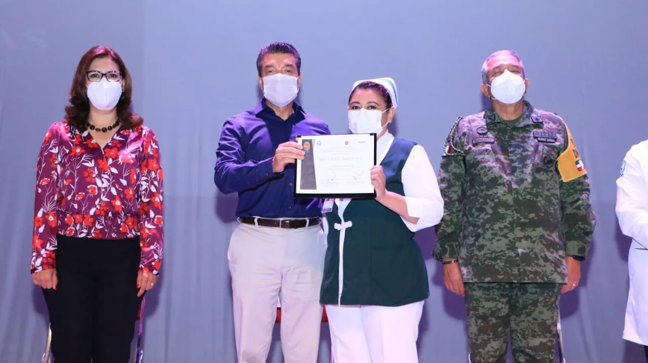 Nadie en el sector educativo de Chiapas se quedará sin recibir vacuna anti COVID-19, señalan