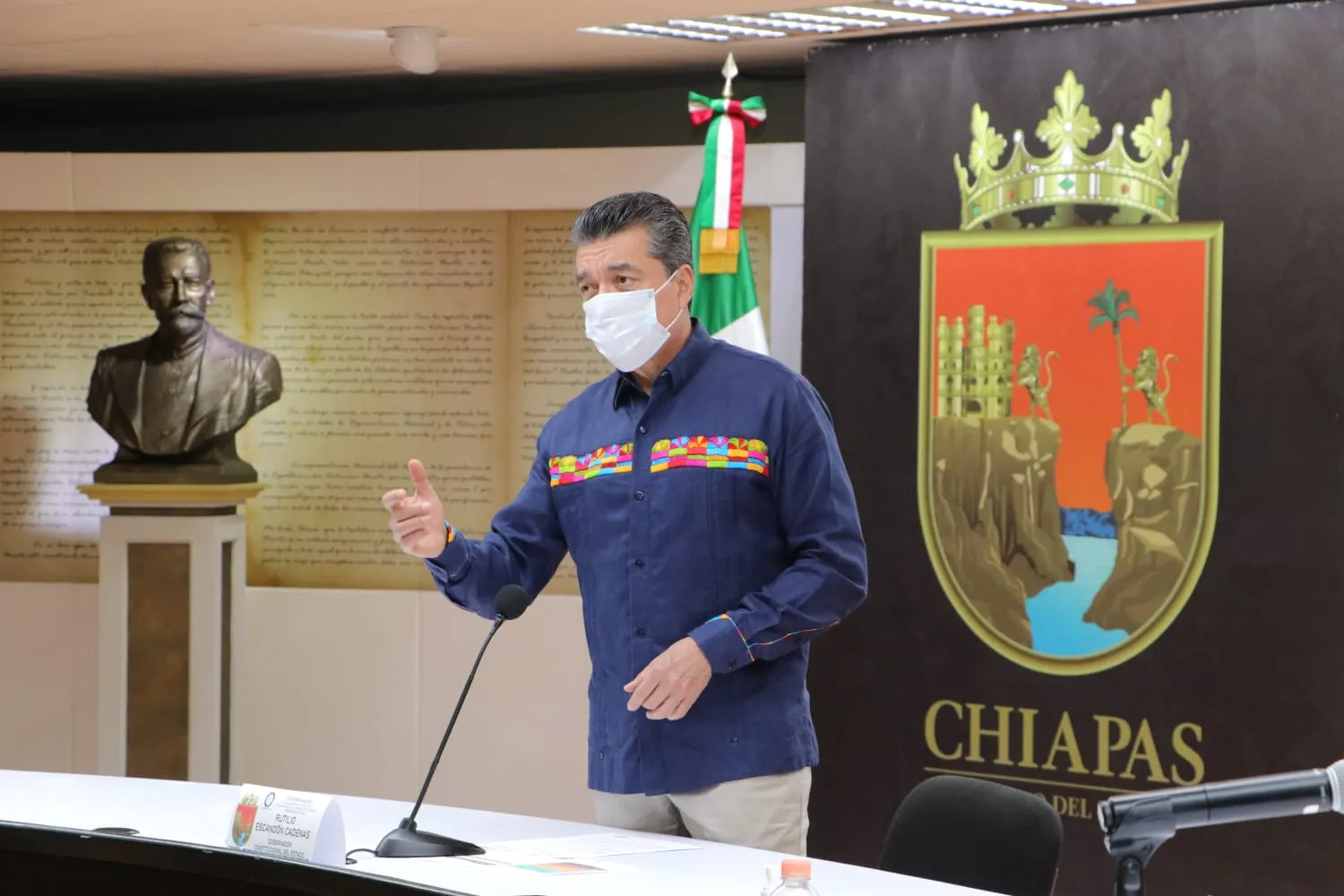 Rutilio Escandón agradece al Consejo de Seguridad en Salud el trabajo a favor del pueblo chiapaneco