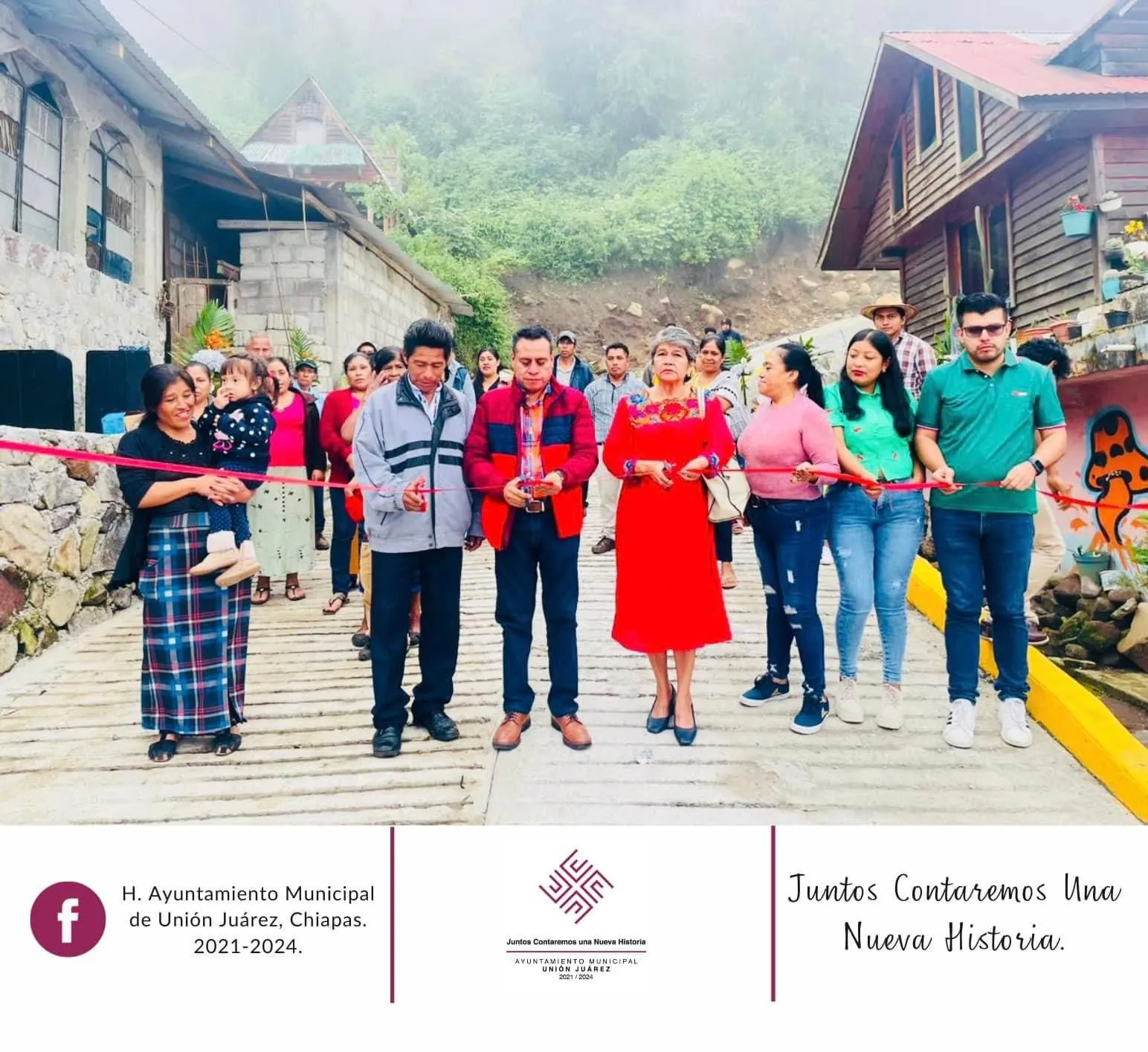 Inauguración de pavimentación de calle con concreto Hidráulico en el cantón Chiquihuites