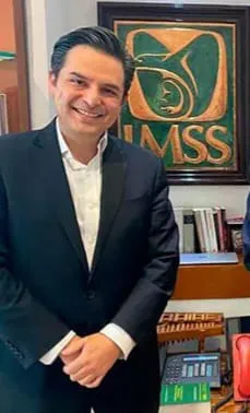 El Titular Nacional del IMSS Zoé Robledo sigue en su recorrido en su estado natal que es Chiapas, con la finalidad de llevar el mensaje de concientización acerca de la importancia de la vacuna ante esta pandemia sigue en este caminar por la región.