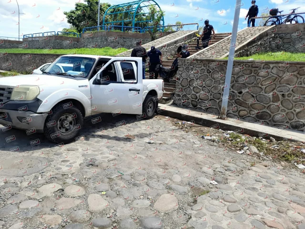 Personas adictas a las bebidas embriagantes presuntamente mataron a golpes a otra persona.