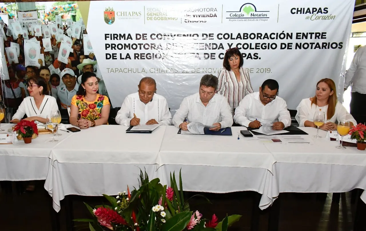 Atestigua Ismael Brito firma de convenio entre notarios del Soconusco y la Provich