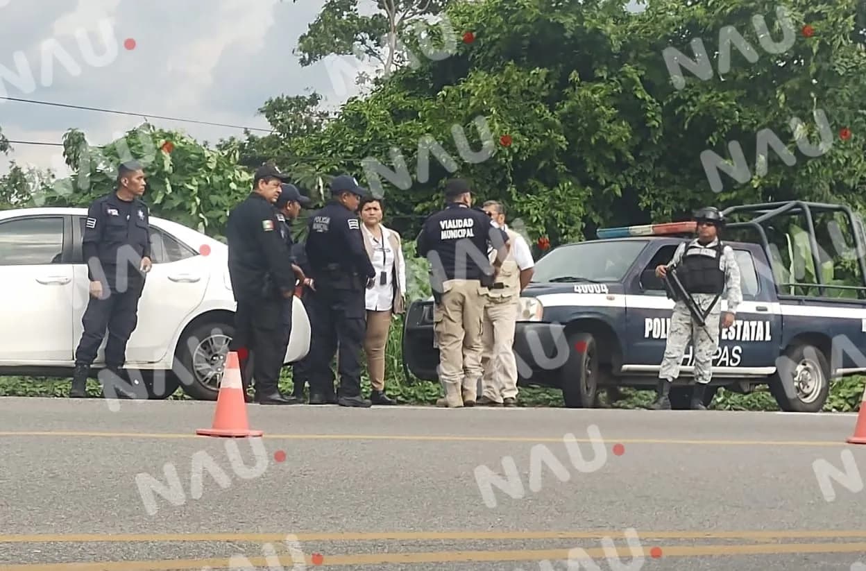 Operativo fallido de GN y otras autoridades contra moto taxis y tuc tuc en Tuxtla Chico