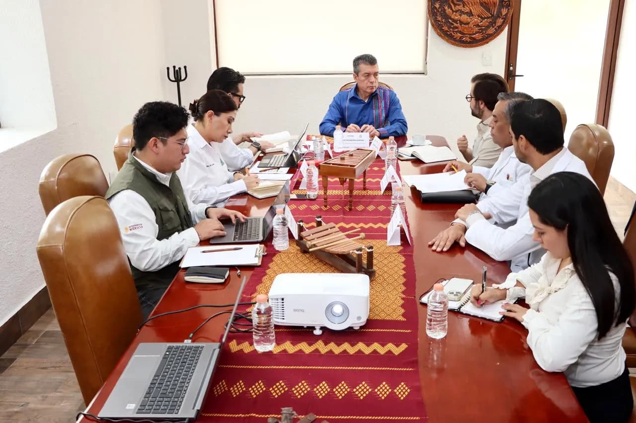 Rutilio Escandón y Zoé Robledo ratifican compromiso para fortalecer acciones y proyectos en materia de salud para Chiapas