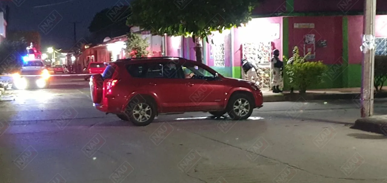 Menor de 15 años lesionado al chocar su motoneta contra un vehículo