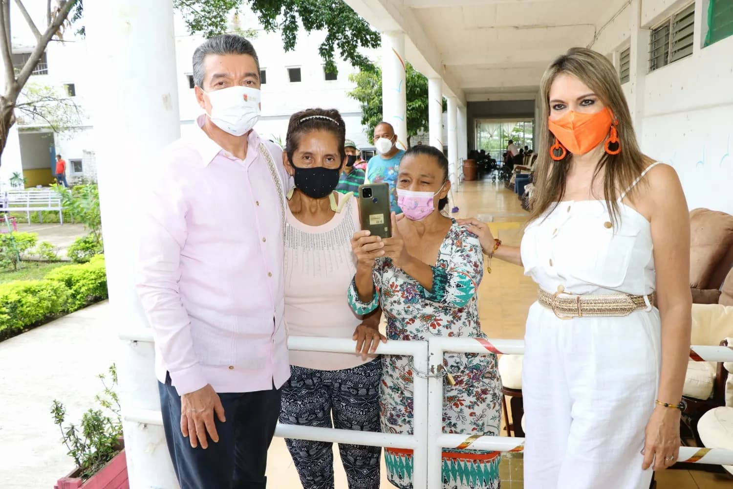 Inaugura Rutilio Escandón remodelación de vialidades y de la Unidad Básica de Rehabilitación del DIF, en Tapachula