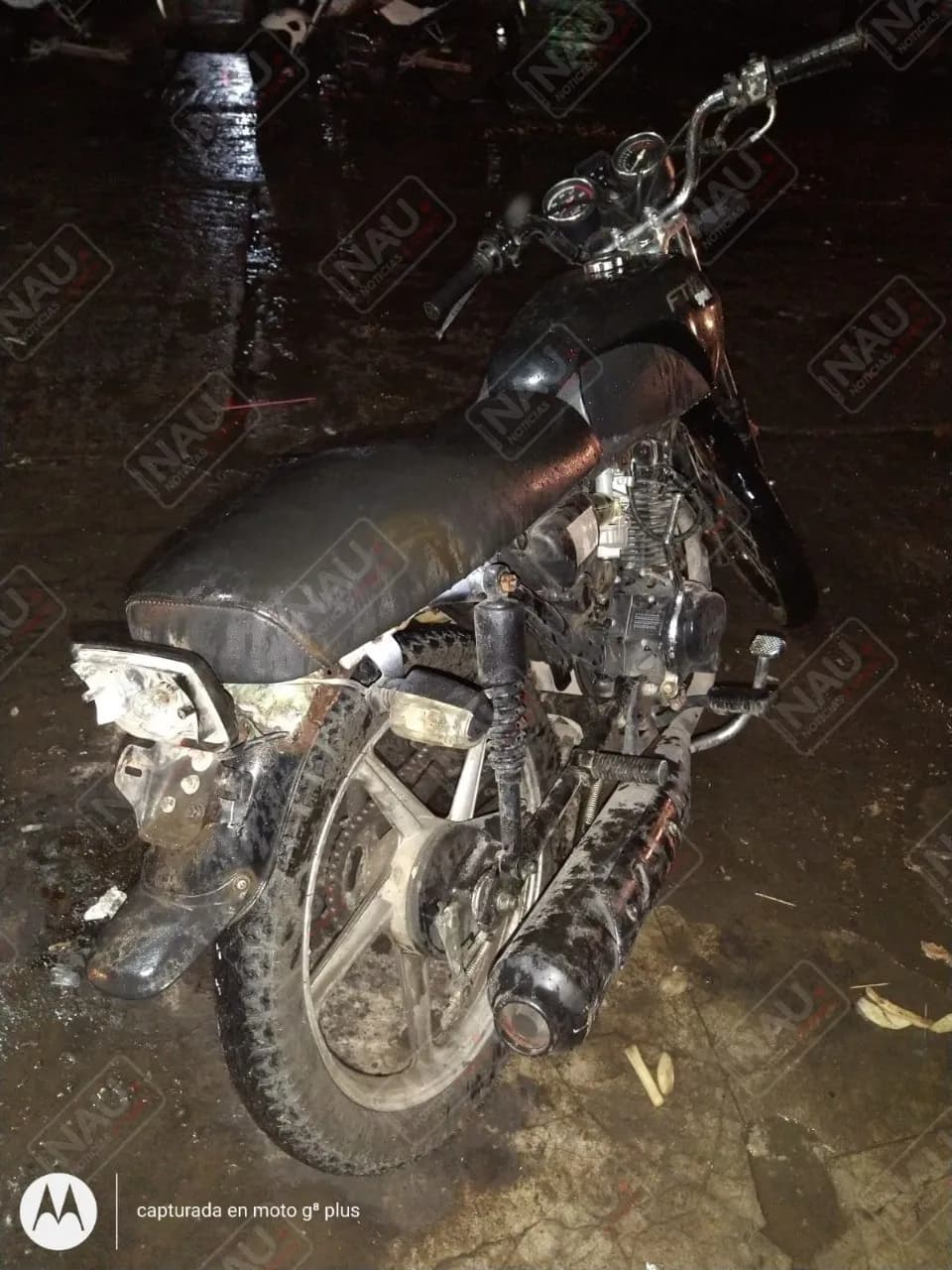 Intentan asaltar a tortero y delincuentes abandonan motocicleta