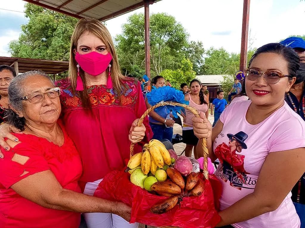 LAS MUJERES DEL CAMPO SON LA FORTALEZA DE TAPACHULA: ROSY URBINA