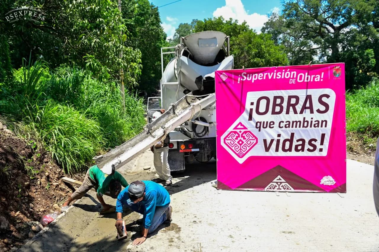 SUPERVISA ROSY URBINA PAVIMENTACIÓN CON CONCRETO HIDRÁULICO Y ASFÁLTICA DE CALLES EN COLONIA LINDA VISTA