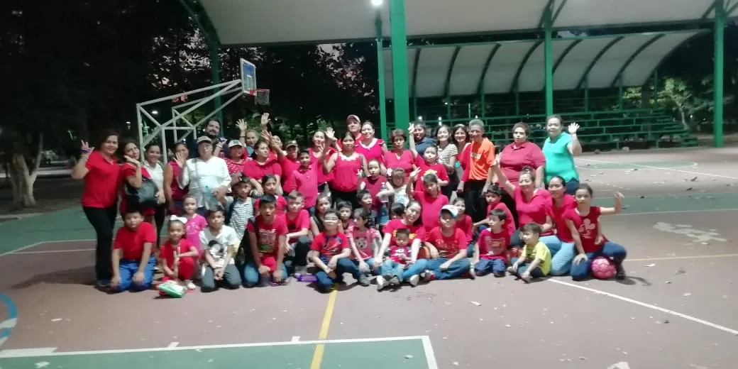 Niños De Iglesia “Restauración” Realizan Evangelización Por Mes Del Amor Y La Amistad