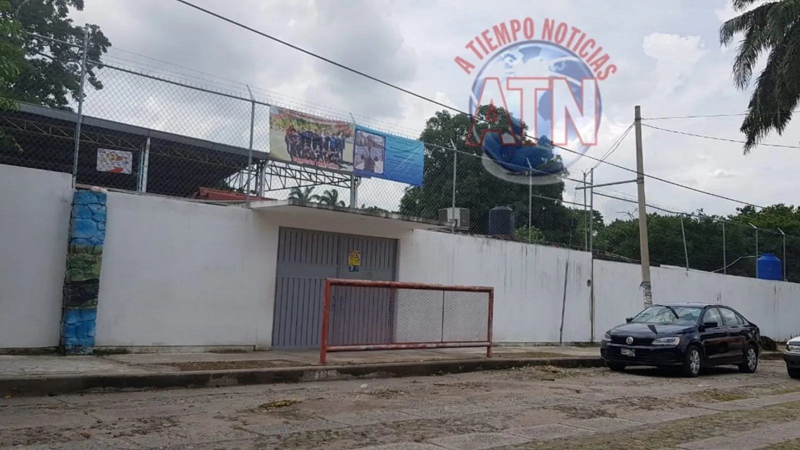 Entran a robar a la escuela Enrique Marcelin