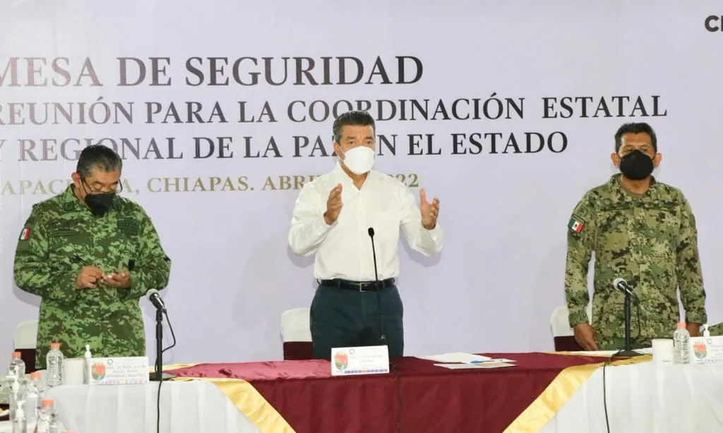 Desde Tapachula, Rutilio Escandón exhorta a la población a vacunarse contra el COVID-19