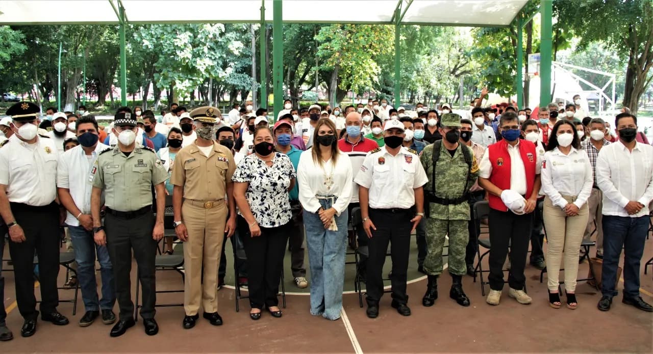 DOTAN DE EQUIPO A COMITÉS COMUNITARIOS DE PROTECCIÓN CIVIL RESILIENTES DE TAPACHULA