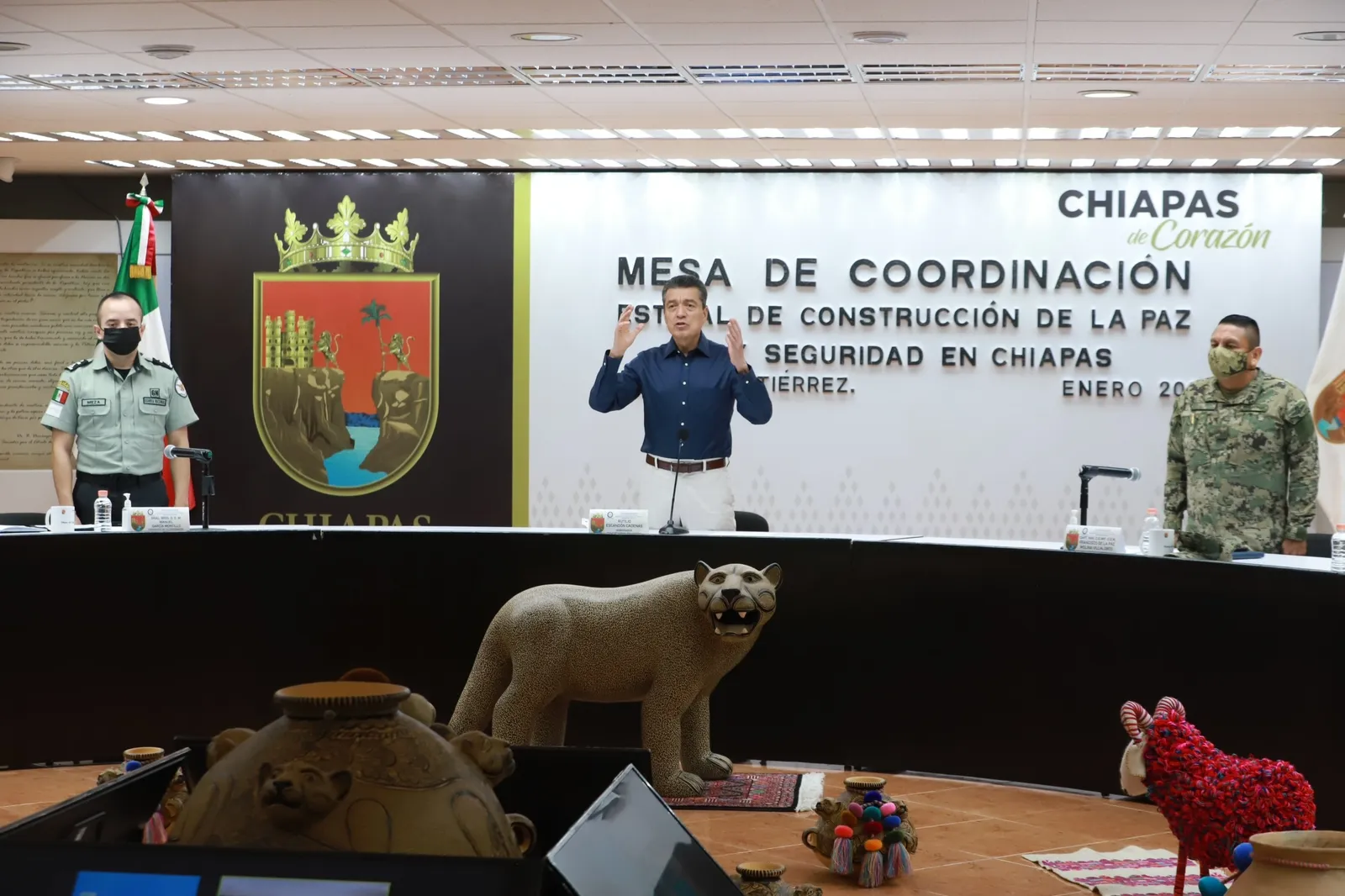 Pide Rutilio Escandón no bajar la guardia y atender medidas preventivas ante COVID-19 e influenza