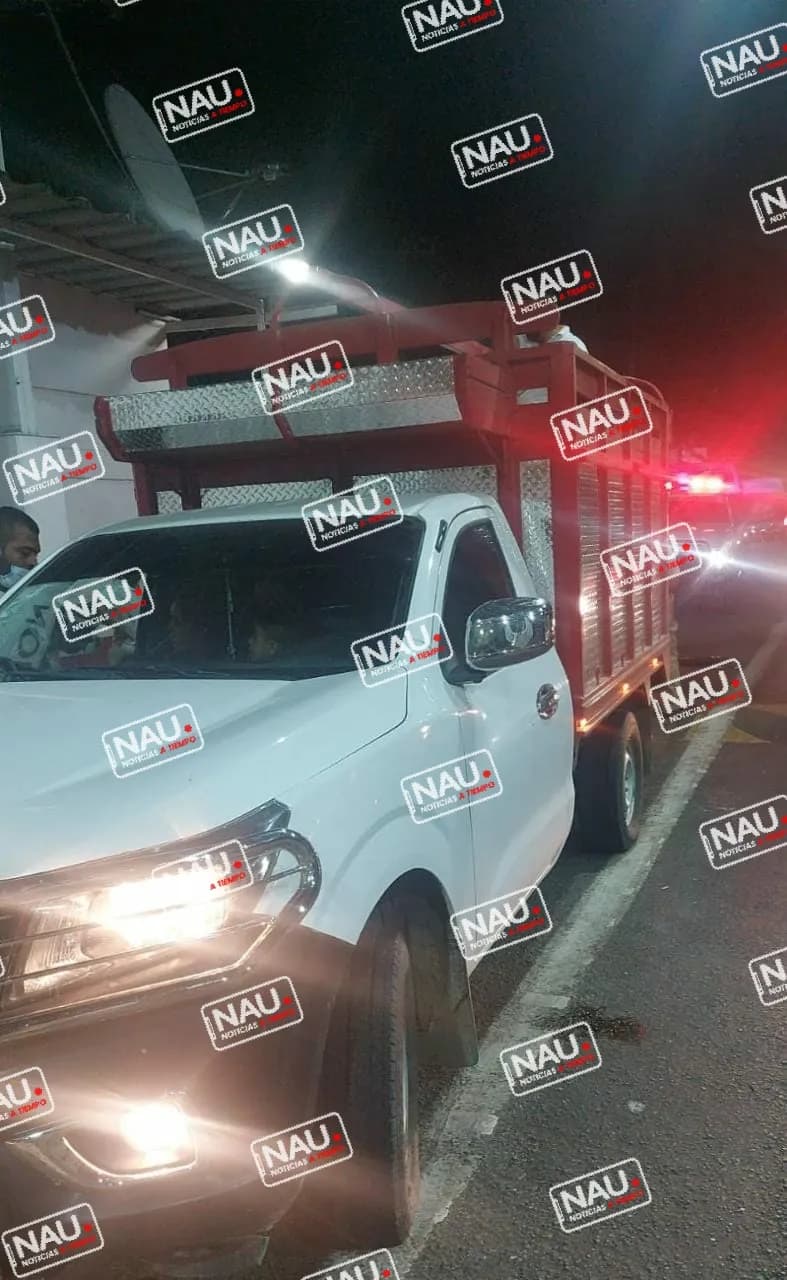 16 extranjeros que viajaban hacinados en una camioneta fueron asegurados por el INM.