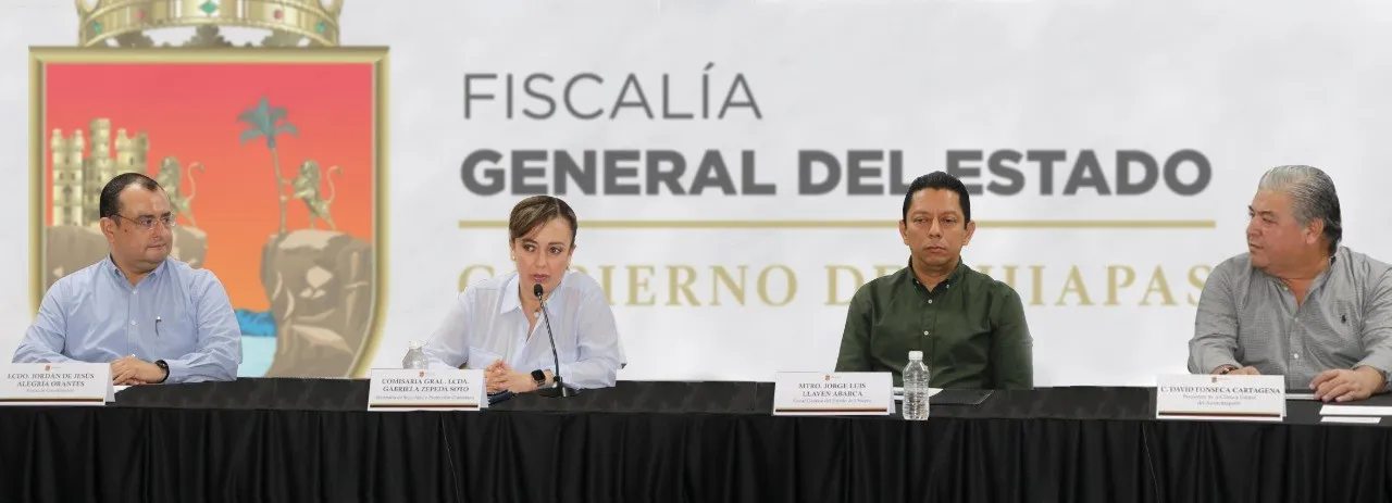 Sostiene Llaven Abarca reunión de trabajo con transportistas del estado
