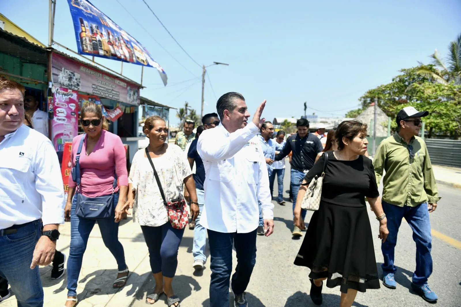 Yamil Melgar supervisa limpieza en Puerto Madero