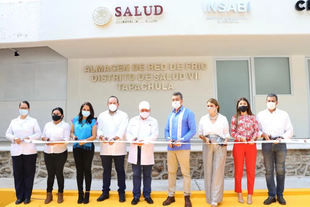 En Tapachula, Rutilio Escandón inaugura Almacén de Red de Frío y Centro de Salud