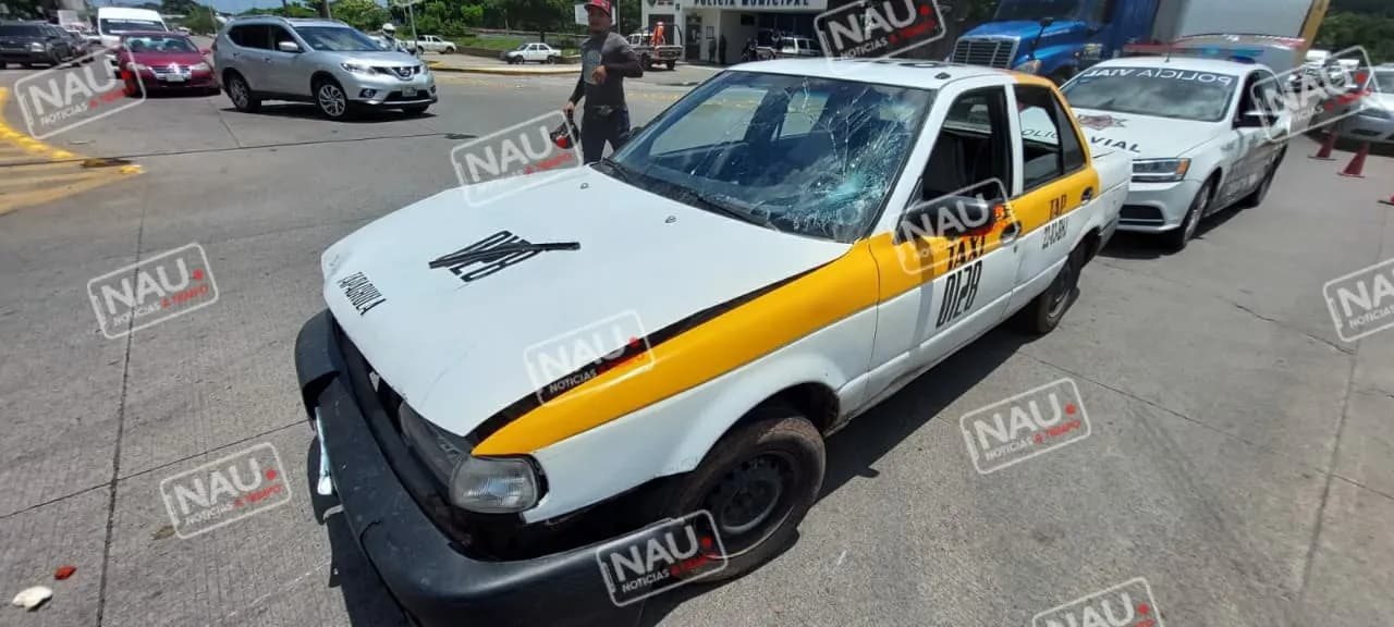 Repartidor de mandaditos es atropellado por taxista.