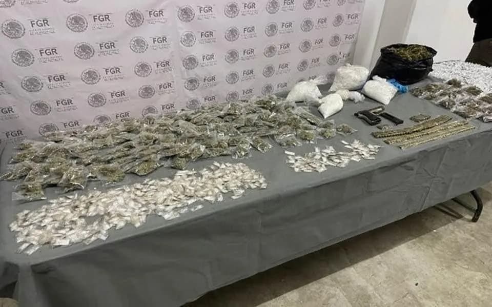 EN CATEO FGR ASEGURA ARMA, CARTUCHOS Y NARCÓTICO EN TUXTLA CHICO, CHIAPAS