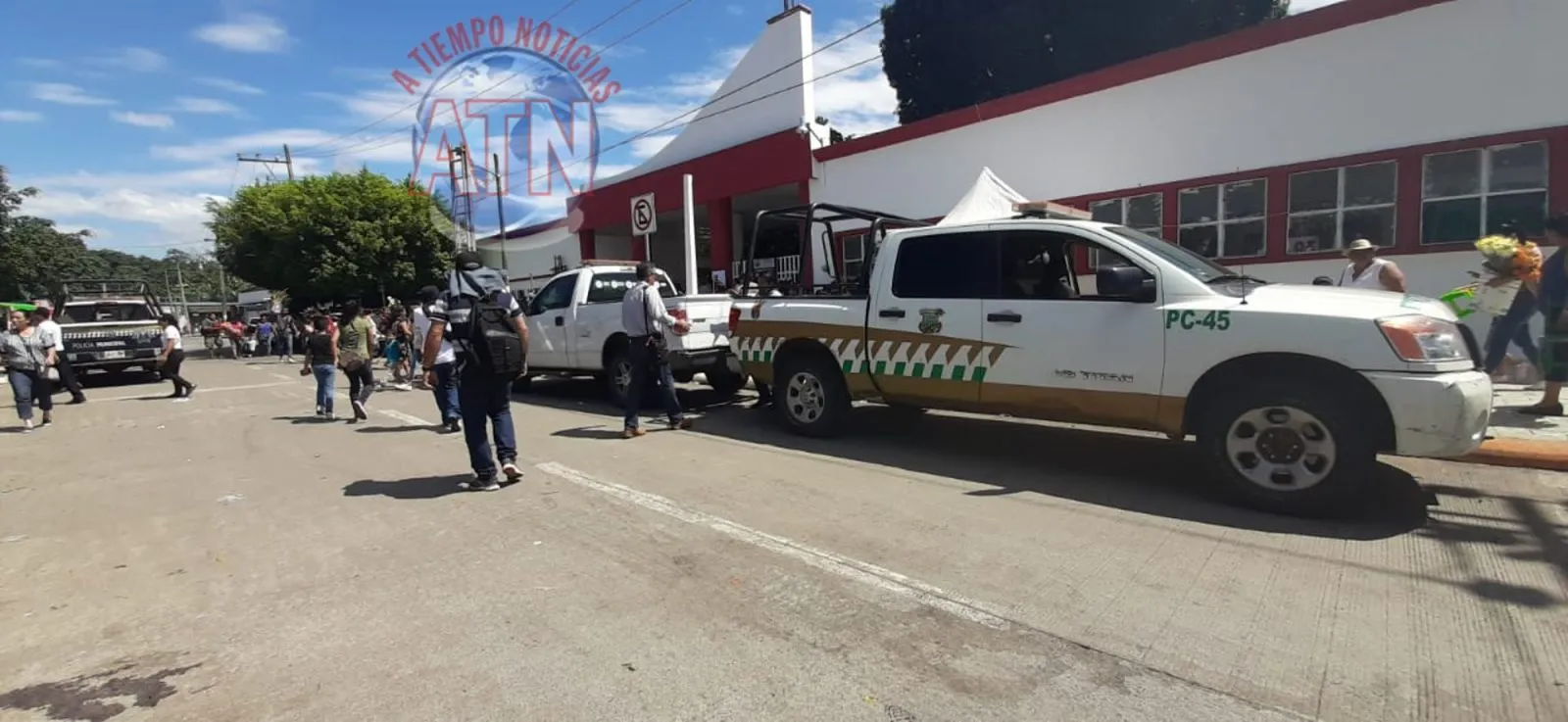 Policías ministeriales, FGE y PEP realizan operativos en los panteones de Tapachula