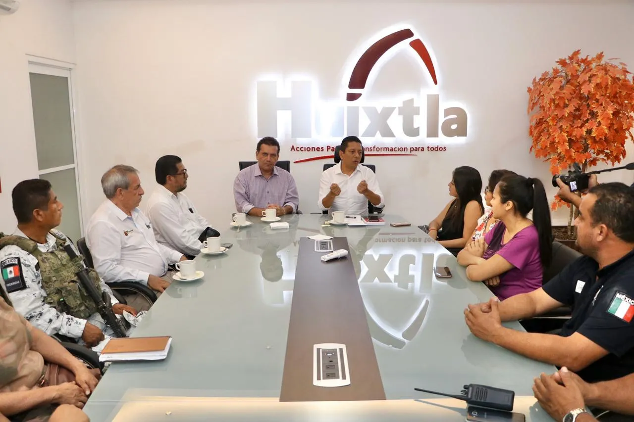 Refrenda Llaven compromiso para fortalecer estrategias de seguridad en Huixtla