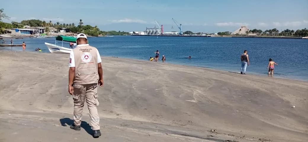 SUPERVISA PROTECCIÓN CIVIL NORMAS SANITARIAS EN PLAYAS DE TAPACHULA POR COVID-19