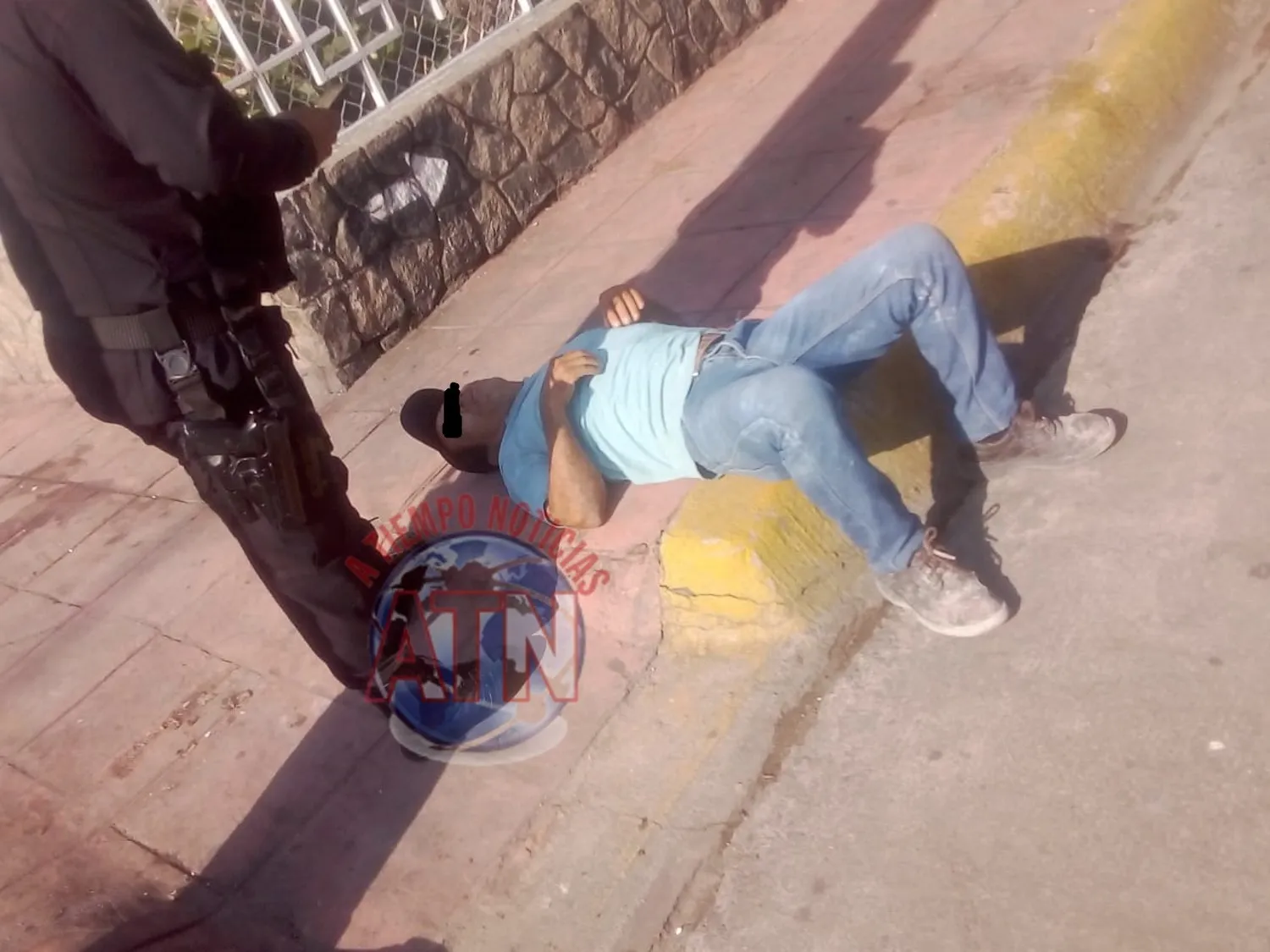 Vehículo desconocido lo atropelló