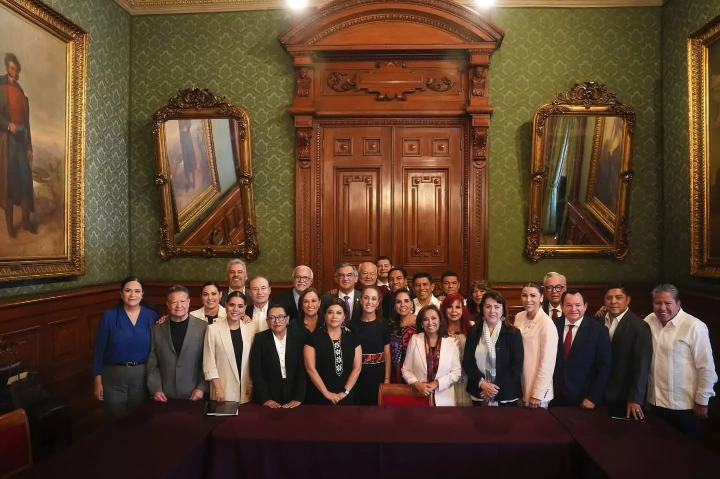 Asiste Eduardo Ramírez a reunión del IMSS Bienestar encabezada por la presidenta Claudia Sheinbaum