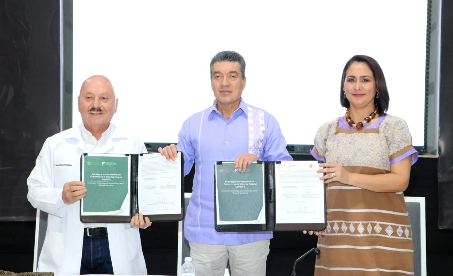 Atestigua Rutilio Escandón firma de la Estrategia Nacional de Buen Gobierno en el Sistema Federal Sanitario