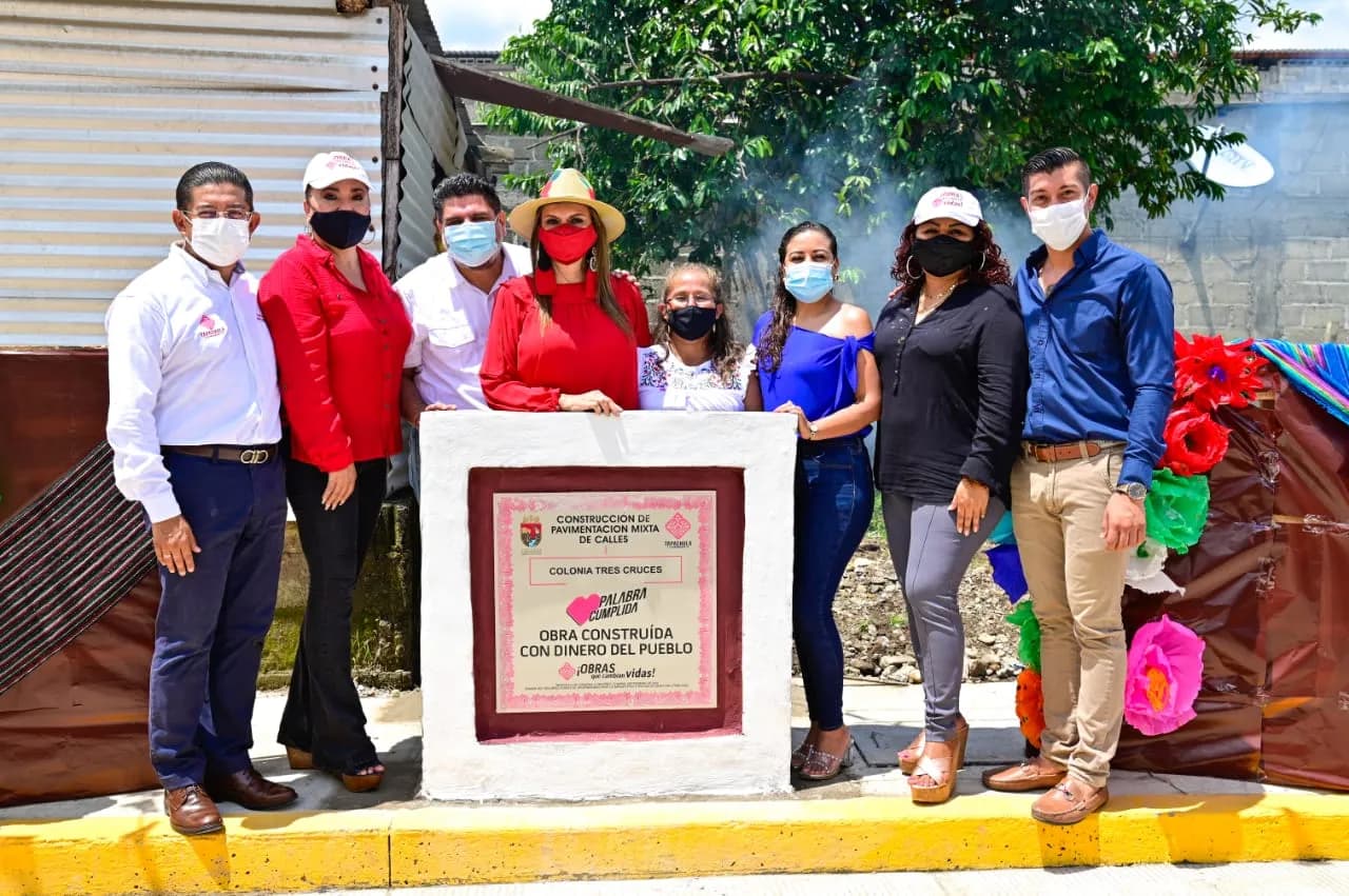 LLEGA LA CUARTA TRANSFORMACIÓN A LA COLONIA TRES CRUCES
